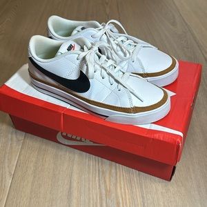Nike Court Legacy White Black Desert Next Nature Sneakers Woman’s Size 7